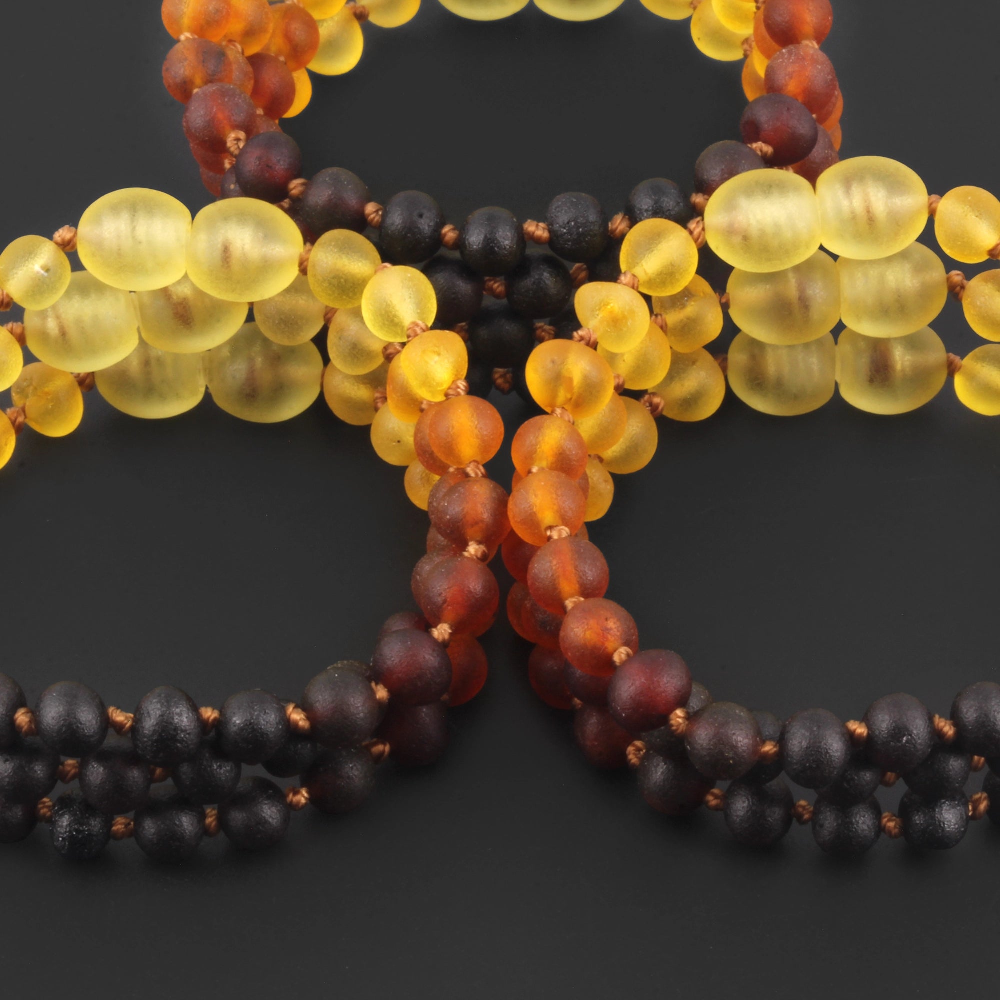 BALTIC AMBER BABY TEETHING BRACELETS LOT OF 10pcs - BAROQUE. XB54R1M