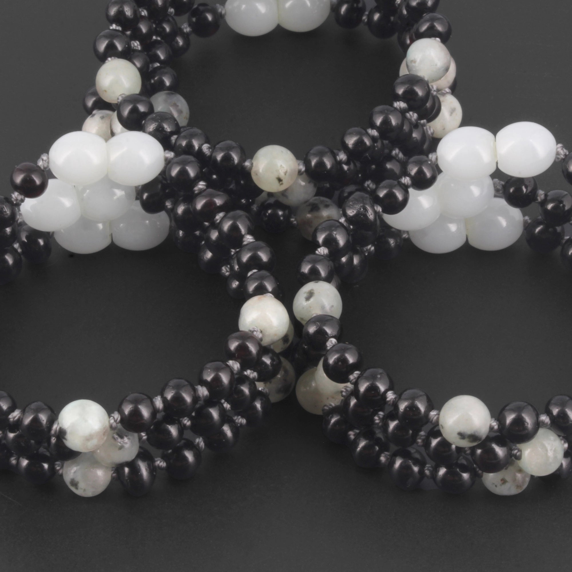 Baltic Amber & Kiwi Jasper Baby Teething Bracelet Baroque Black Glossy Finish - Wholesale Lot of 10pcs - 14cm / 5.5in - LE551