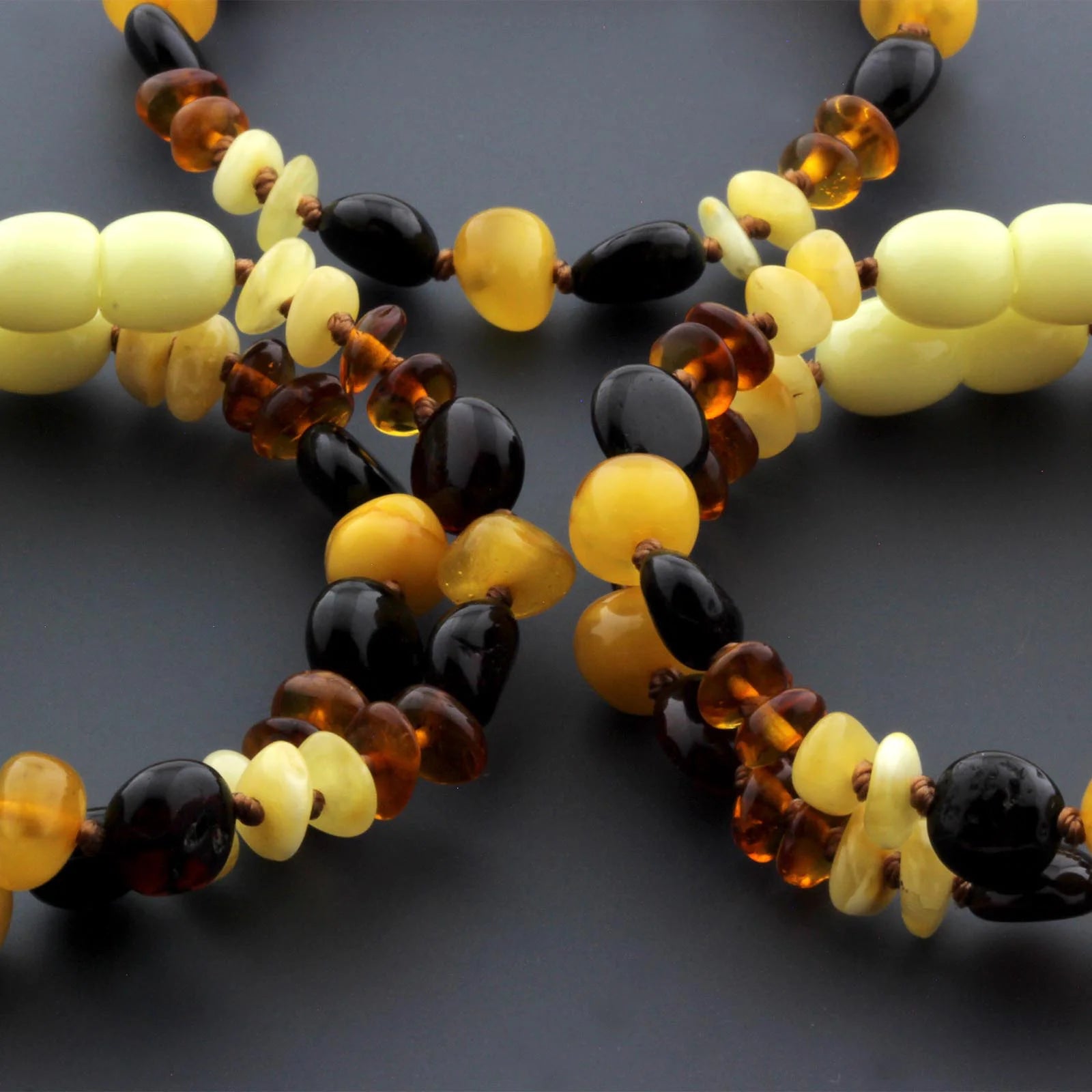 BALTIC AMBER BABY TEETHING BRACELETS LOT OF 10pcs - ROUNDEL. BE167